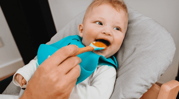 Dit is waarom je babyvoeding niet opnieuw moet opwarmen - Mama Deli